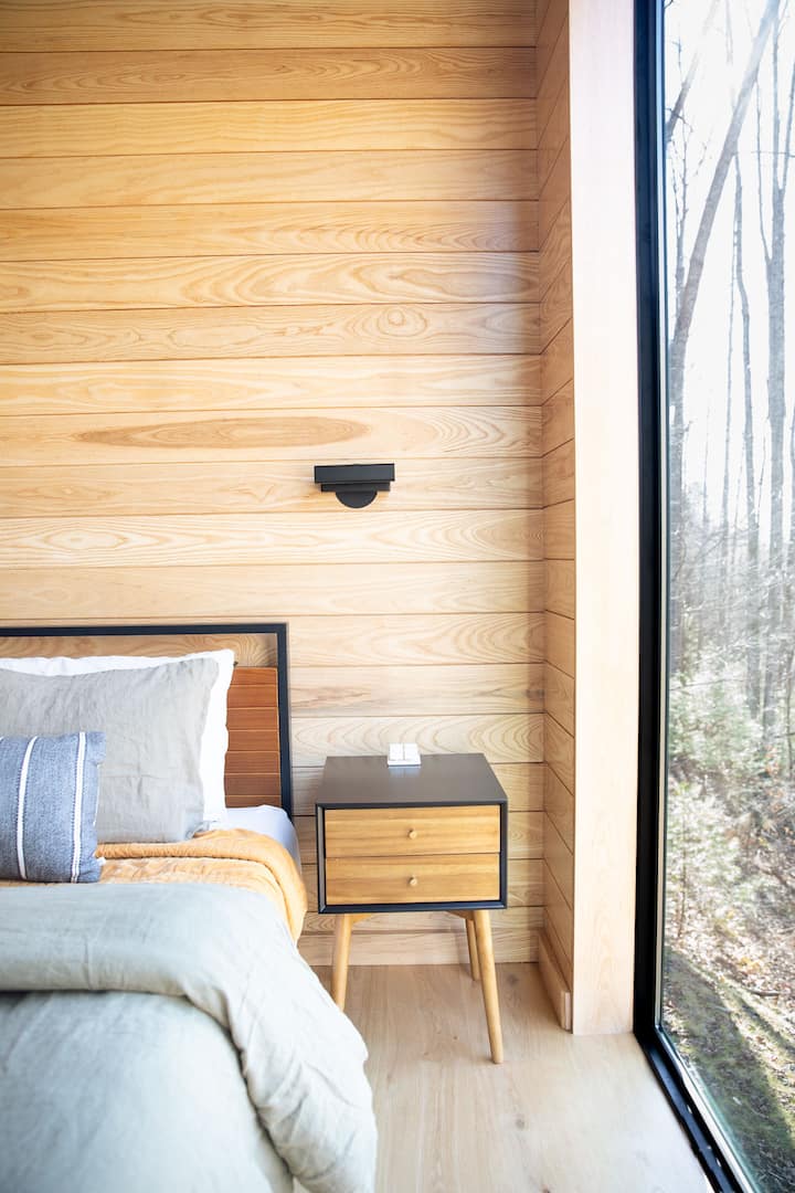 Poplar View- Romantic, Eco-Cabin w/hot tub