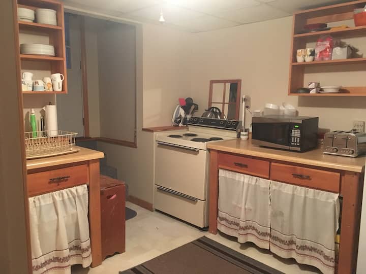 In-law apt.  with all the amenities of Home.