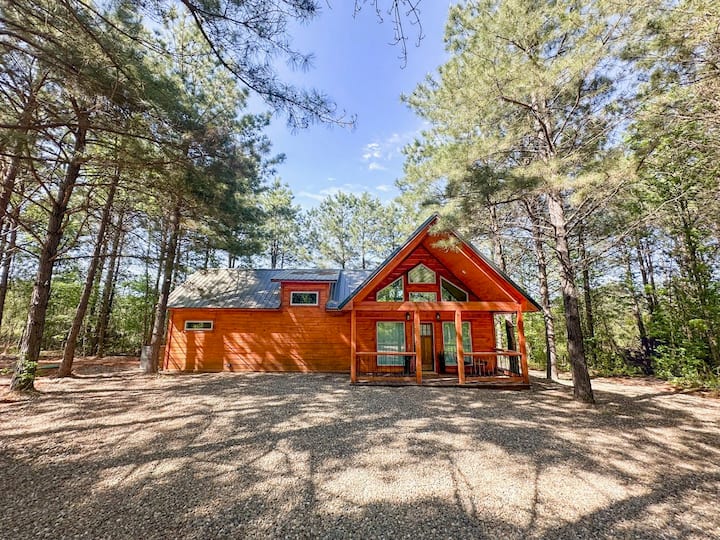 The Rehoboth Luxury Cabin in Broken Bow, Ok