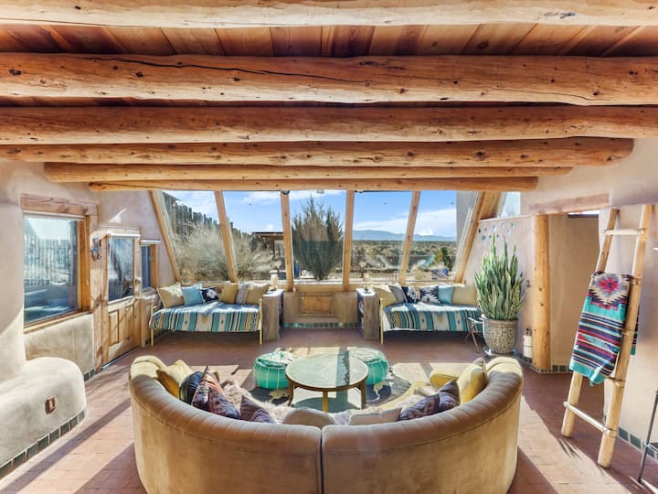 Earthship in Taos: A Sustainable Desert Sanctuary