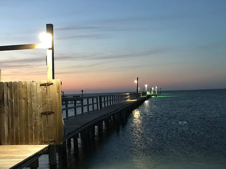 Captain Ben 900 foot pier.