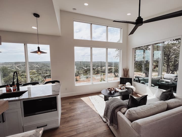 Luxury Villa | Pool | Views | Hot Tub | Fire Pit