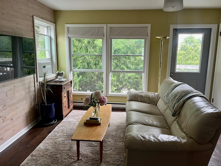 Sister Bay Hilltop Hideaway