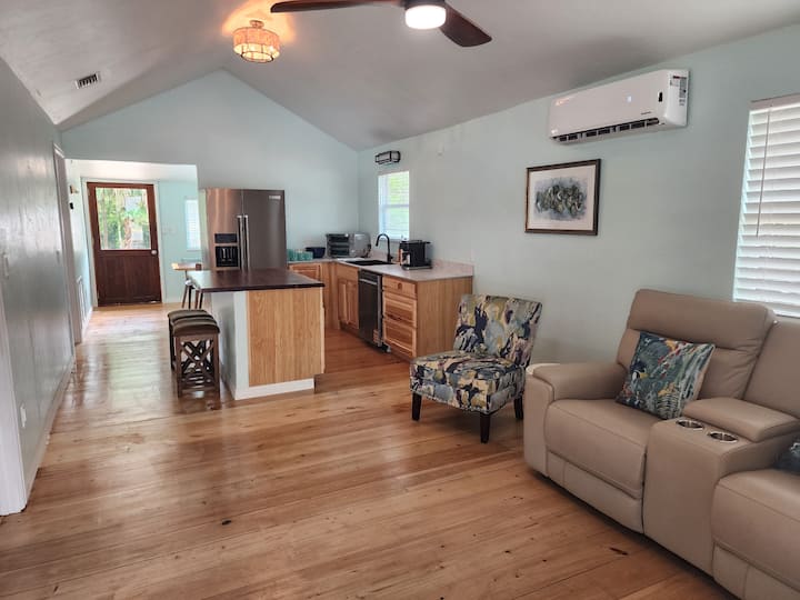 Hidden Gem Cottage