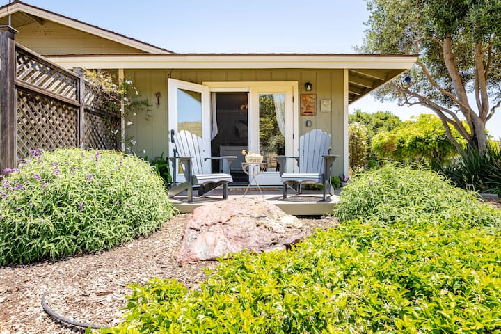 Cambria Ranch Retreat | Amid Scenic Rolling Hills