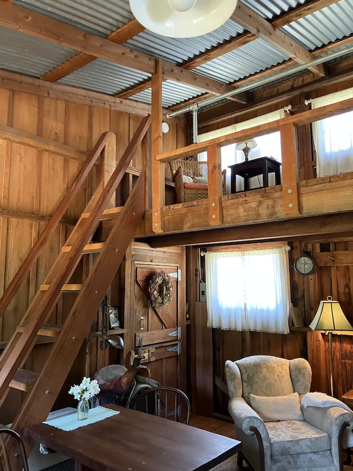 Rustic Cozy Cabin  Barn near Mendocino