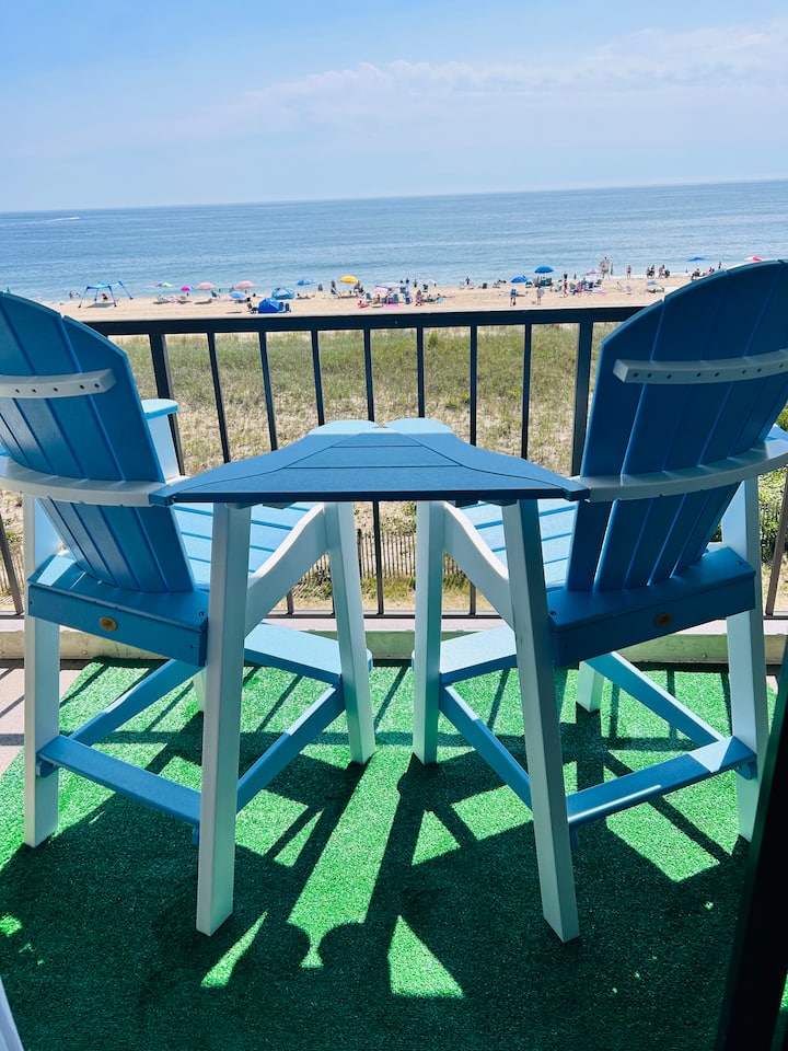 Luxury Oceanfront Escape!