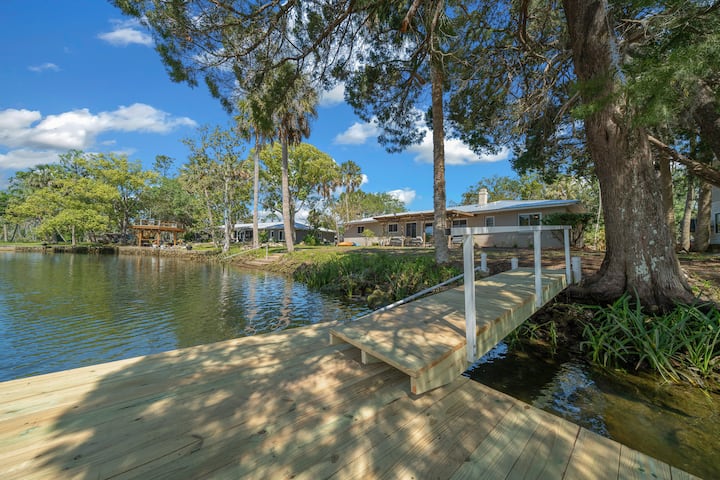 Manatee Cove