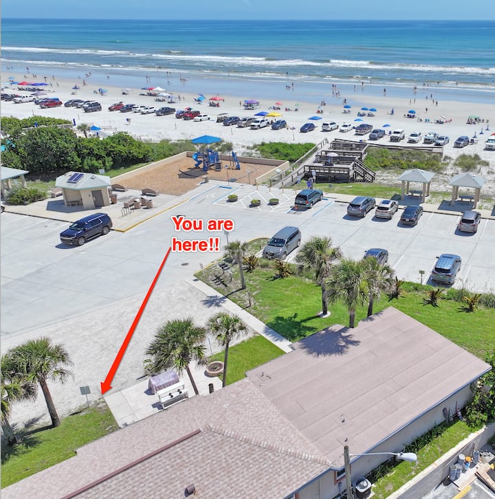 Amazing Location! Steps to the Beach & Flagler Ave