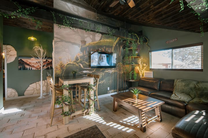 Prescott's Downtown Hobbit House