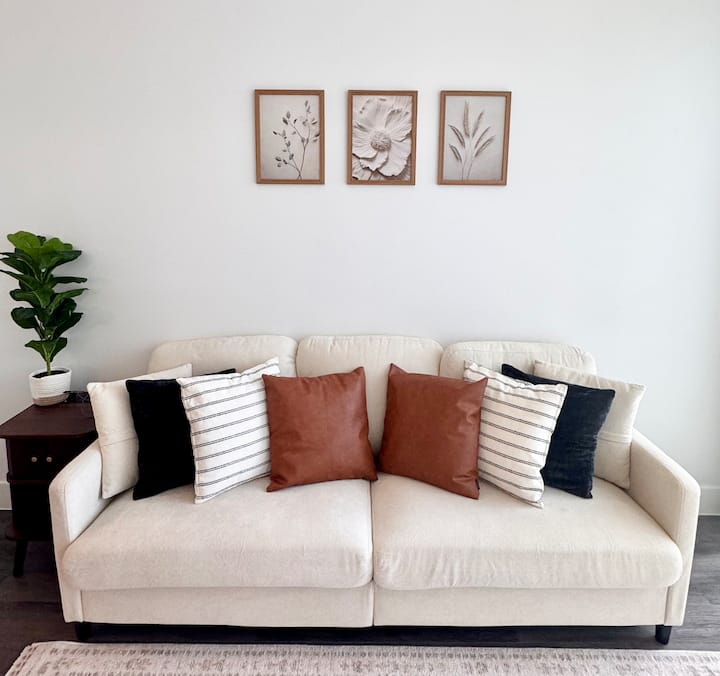 Downtown San Antonio Retreat | River Walk + Alamo