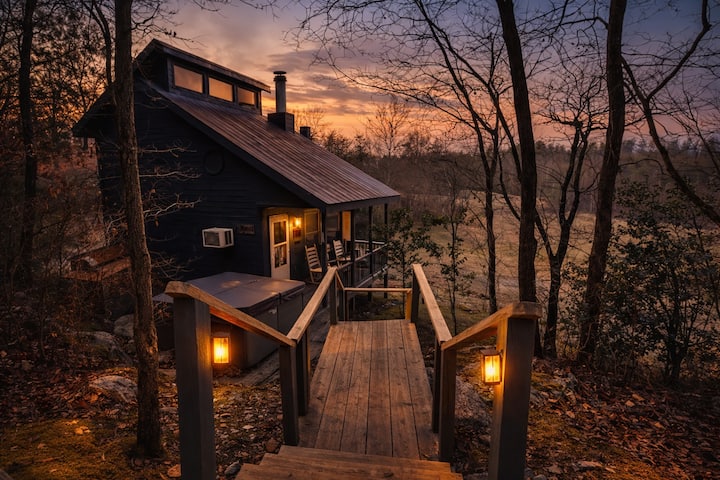 Trail's End Cabin
