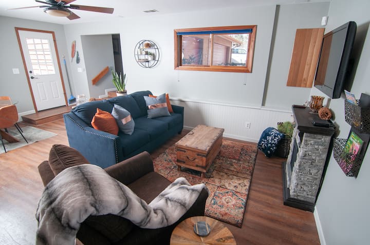 Aspen Park Mountain Retreat-Tranquil & Convenient