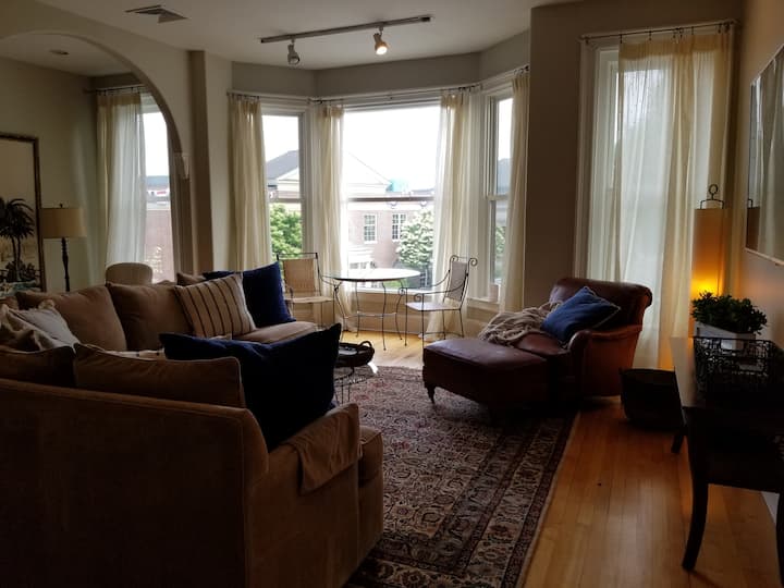 Beautiful Apartment in Downtown Camden, Maine