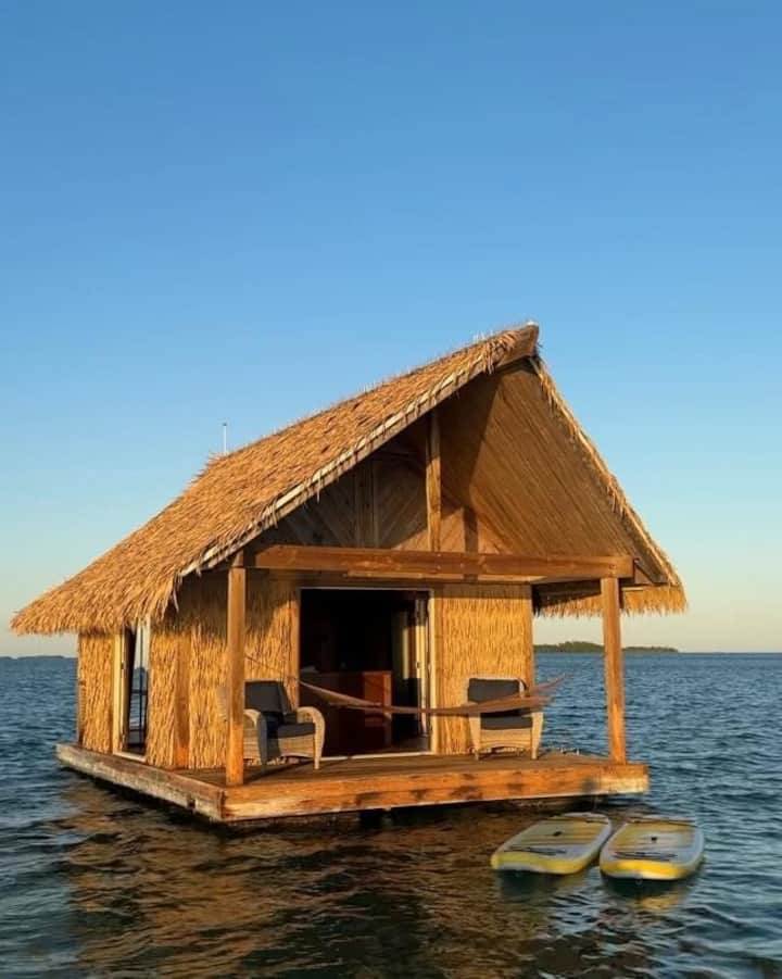 Tiki Suites ~ Original Tiki ~ Private Water Stay