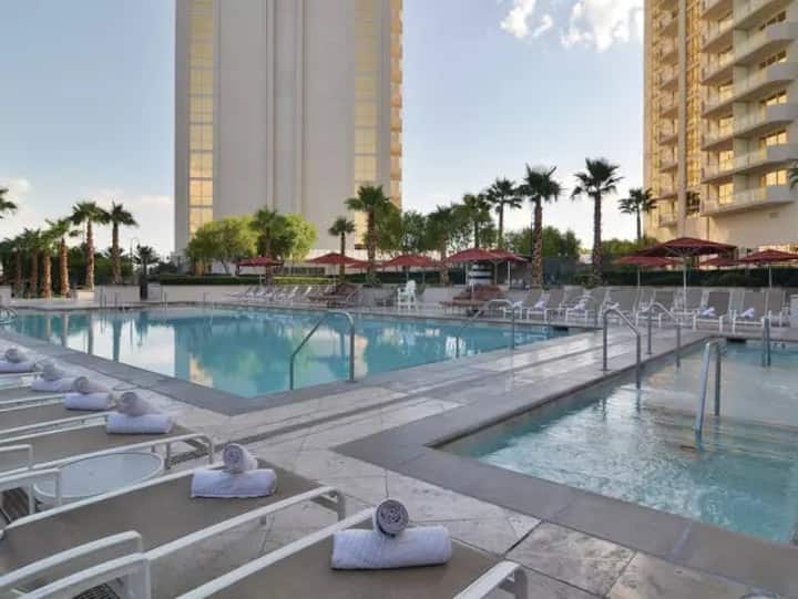 Signature at MGM Grand - All Suites