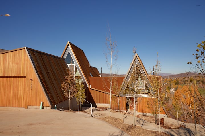 Alpine House #1 - Nordic Sauna - 4 Bedrooms 6 Beds