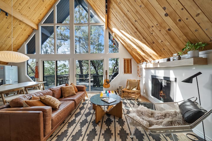 Insta-Worthy A-Frame: Hot Tub & ALA Lake Access