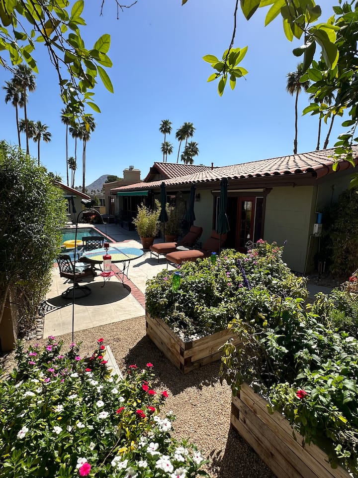 Attached Casita - Garden Suite