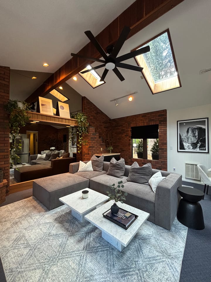 Desert Oasis (private acreage)