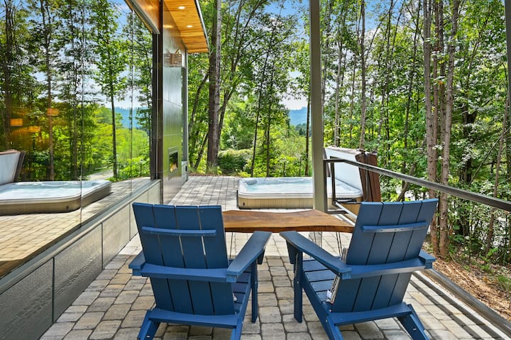 Atrium House - Spa Retreat