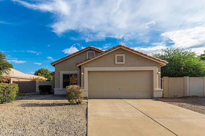 Cozy House in Phoenix/Laveen
