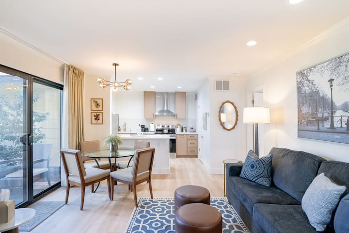 Stunning Silverado Gem | Newly Updated | Sleeps 4