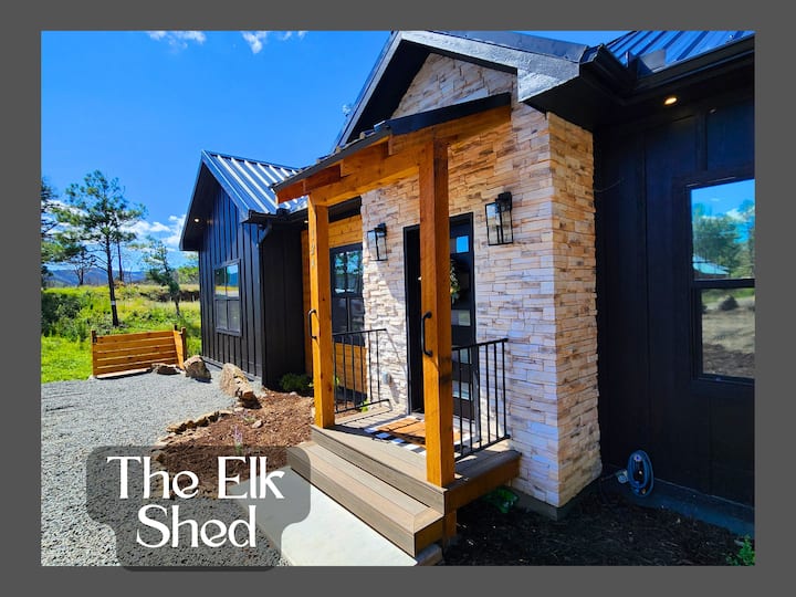 'The Elk Shed' - NEWLY BUILT | Modern | Mtn Views