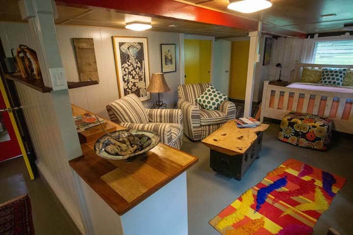 Hilo Downtown Retreat