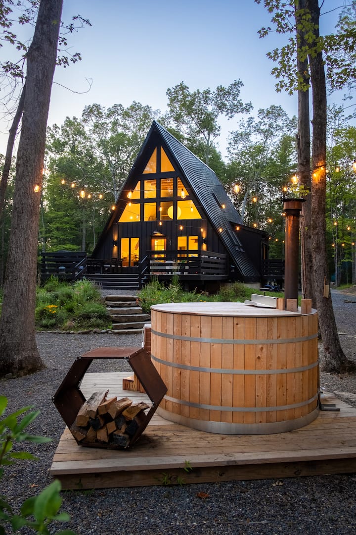 Luxury Catskills A-Frame Cabin | Hot Tub & Sauna