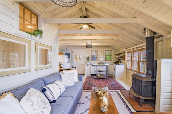 Birch Cottage · Just You & Quantabacook Lake