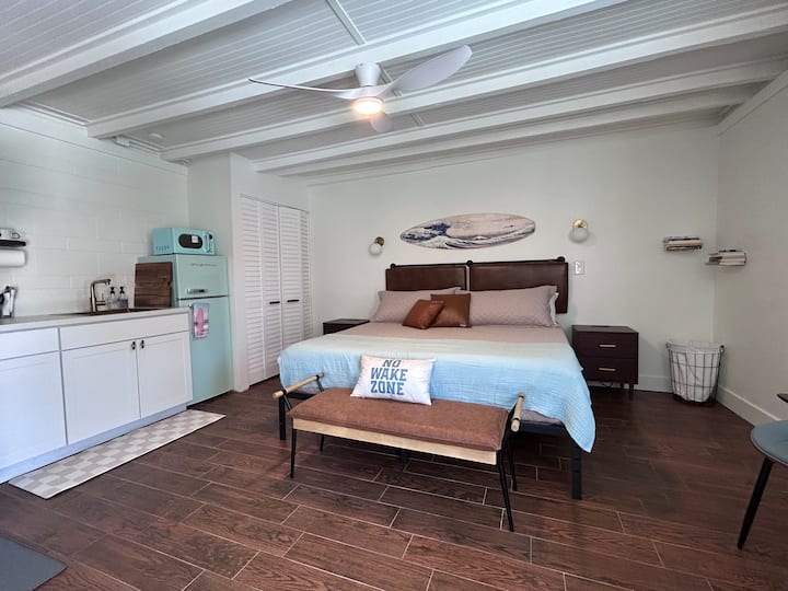 Retro Beach Bungalow off Canal St | Cozy + Stylish