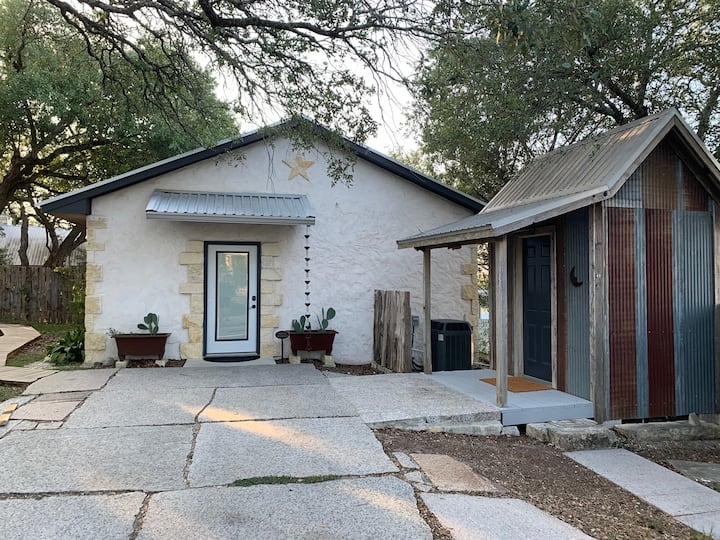 Three Hearts Casita