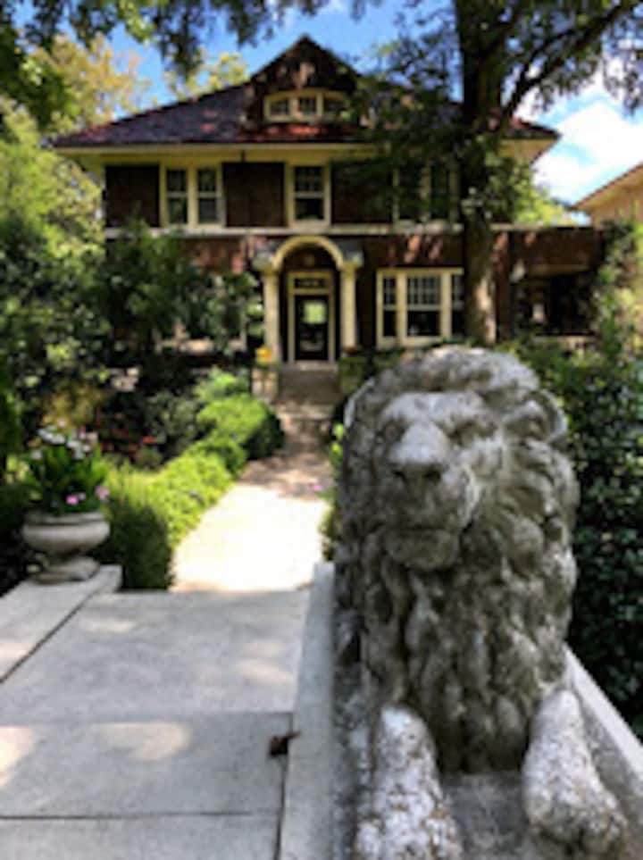 The Lions Den