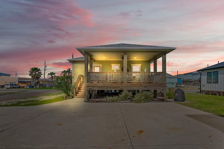 Mills Fishing Cabin with Coastal Vibes