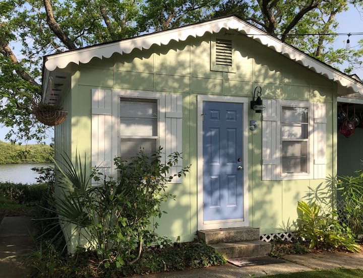 Pirates Cove Coastal Cottages - Cottage #5