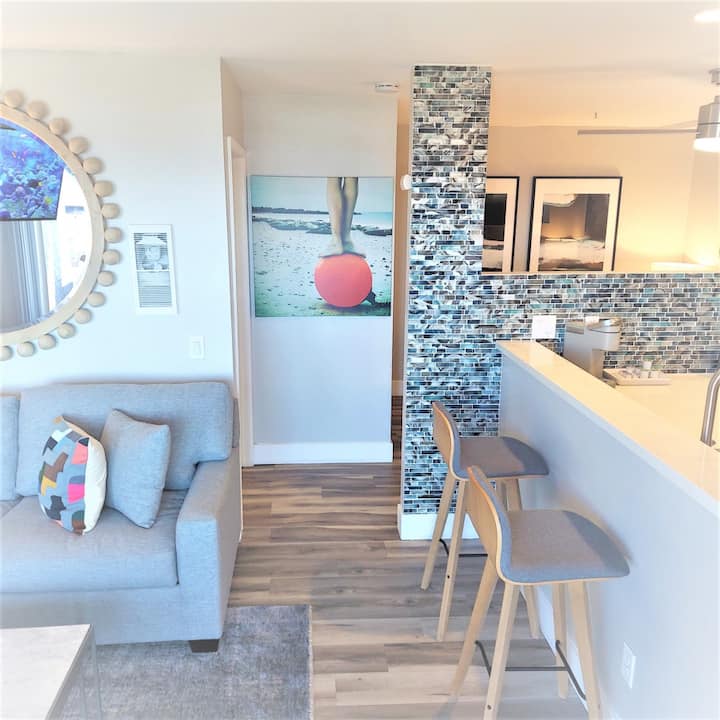 Beach Front Studio-3, Seabreeze at Carlsbad