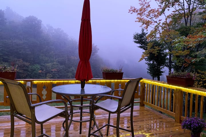 Couples retreat, Beech Mountain Condo on Slopes
