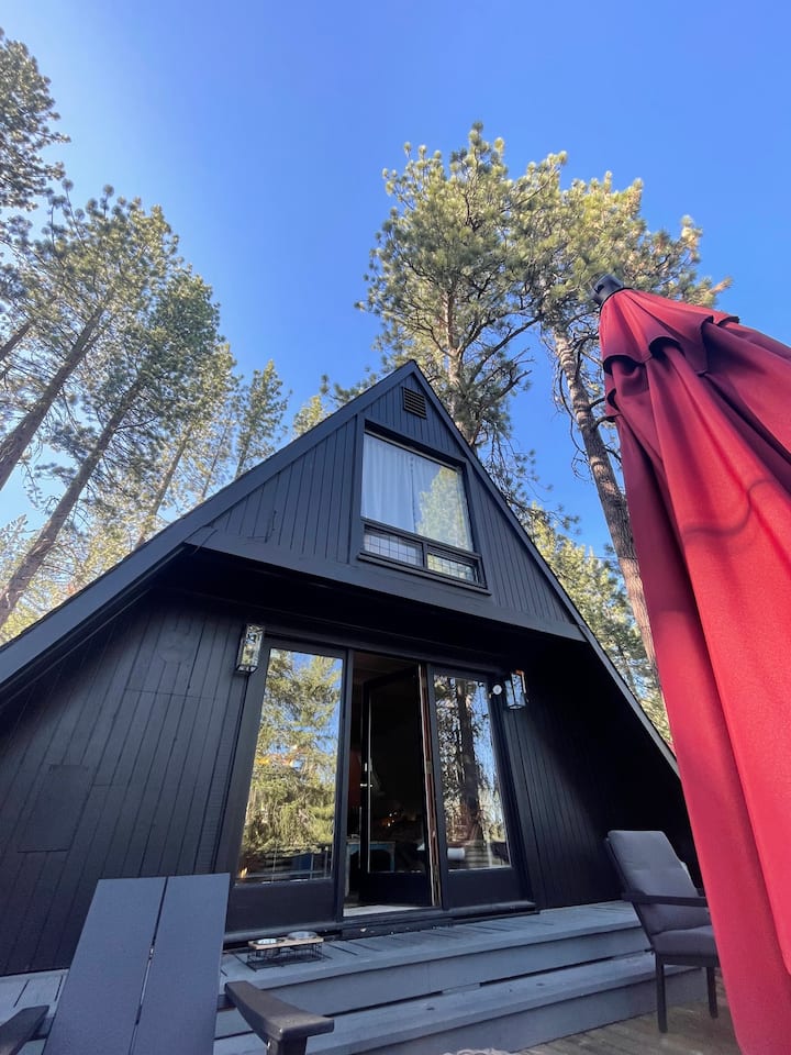 Donner Lake A-frame Cabin with a view