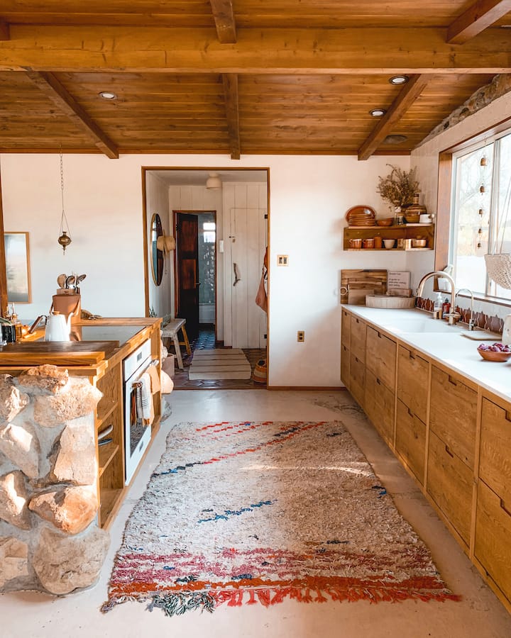 Hacienda by The Joshua Tree House