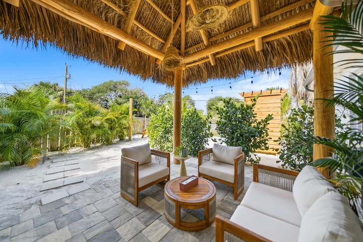 The Cocoa Cove Beach House Retreat