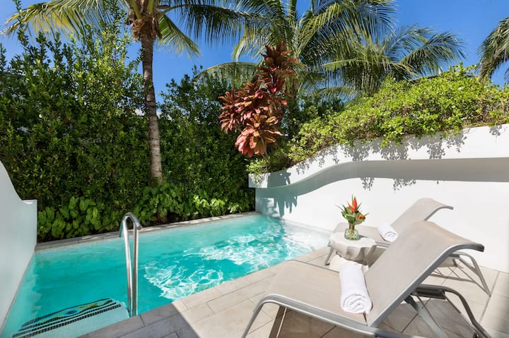 H2O Suites