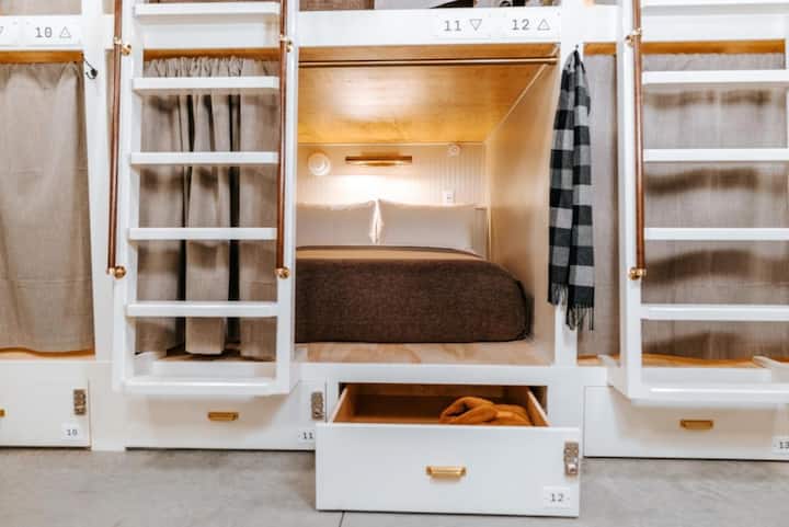 Lower Queen bunk at Cache House