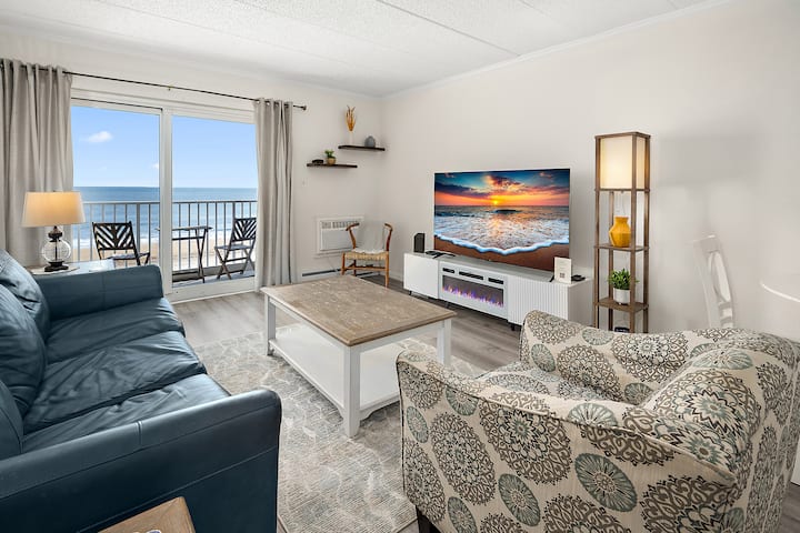Oceanfront 1Bedroom/1.5 Bath Condo-Slps 4-King Bed