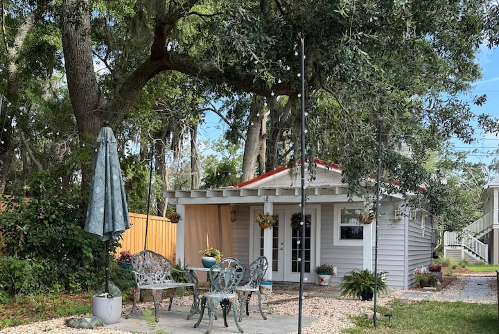 Waterfront Creek Cabana | Garden Retreat