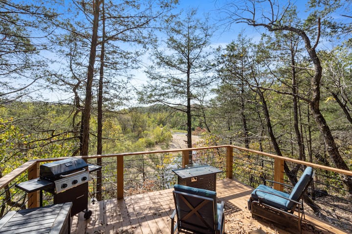 Forest Micro Cabin With River View Deck