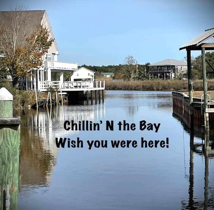 On the Water! Fish/Swim/Kayak Mins to Beach & Town