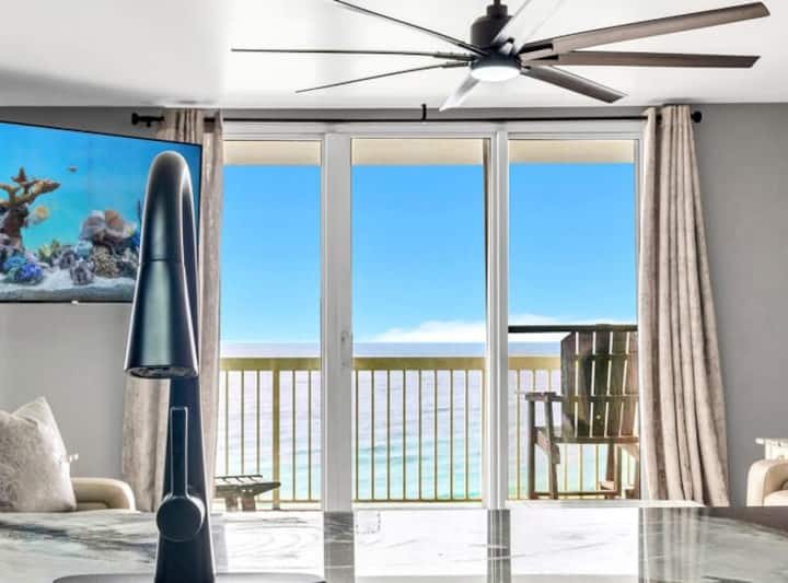 1203 Oceanfront Pelican Beach: Pools/HTubs Fab Loc