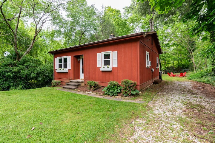 Rhododendron Cottage
