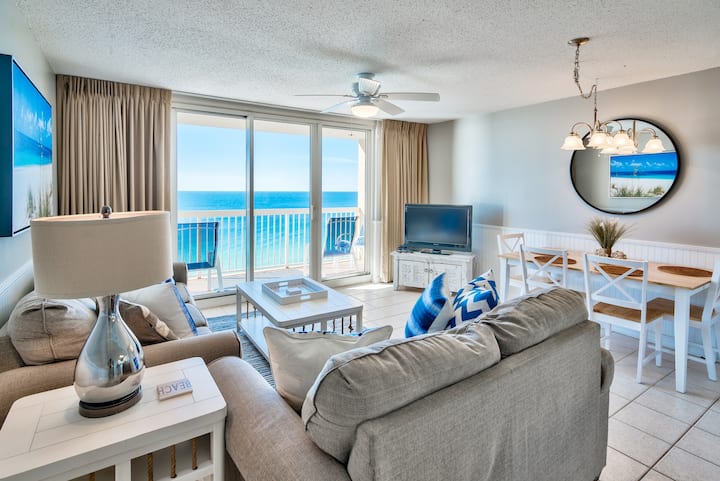 Majestic Ocean Views, Oceanfront Condo, Renovated!